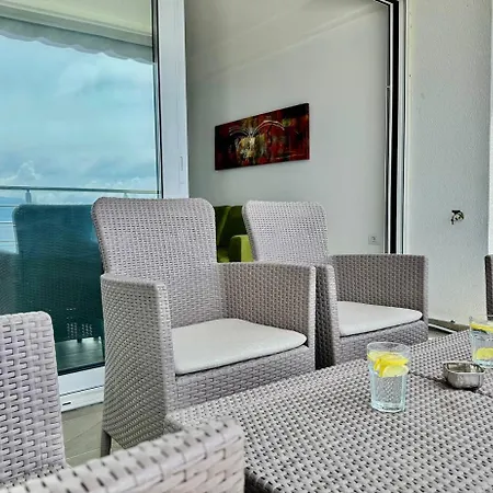 Vista View Relax